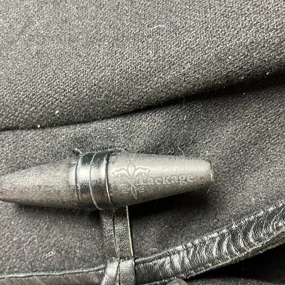 Mackage Steffy flat  black wool coat with toggle closures - Picture 7 of 14